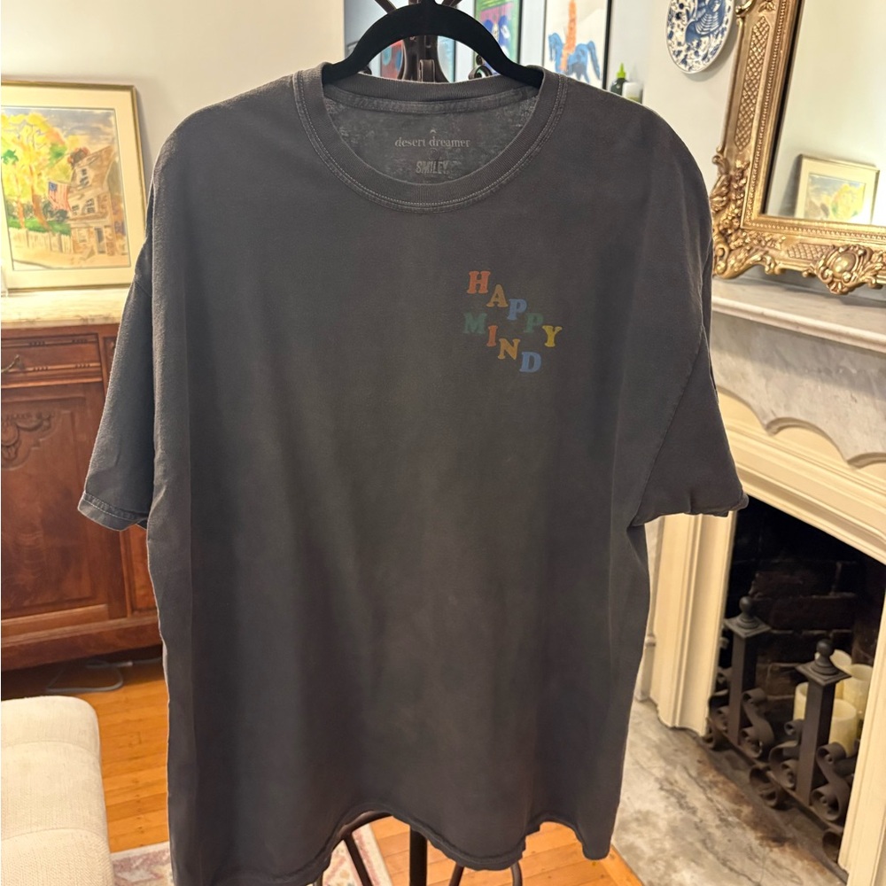 Desert Dreamer Gray T-Shirt with Smiley Print